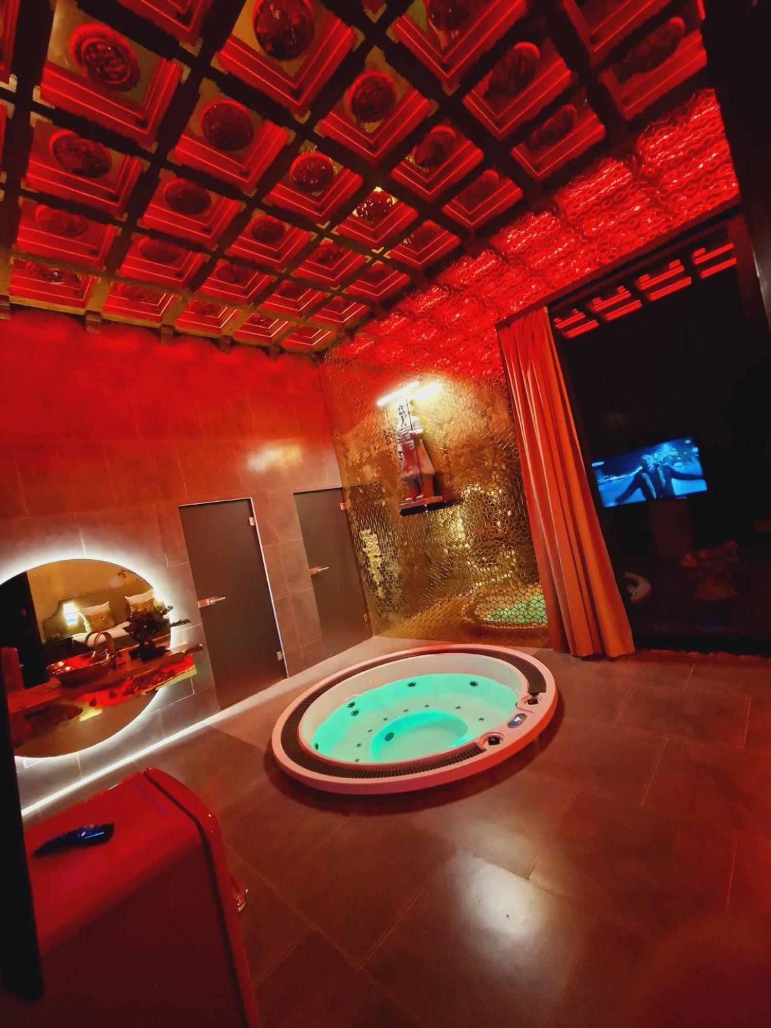 Hotel Ramka & Restaurant & Wine Bar Poznaň Exteriér fotografie